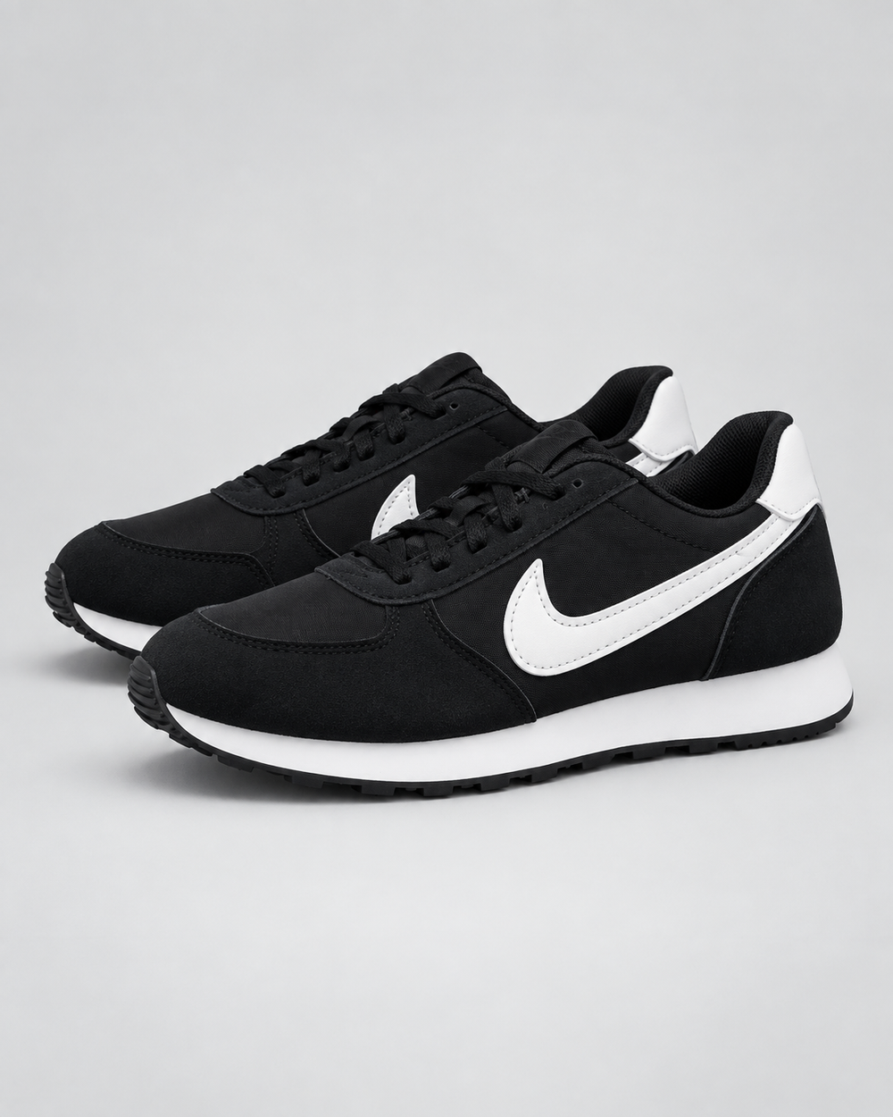 Black Nike Casual Sneaker